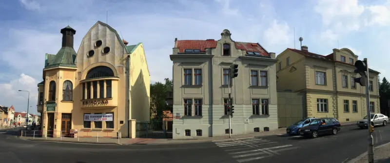 01 - hlavní budova 2